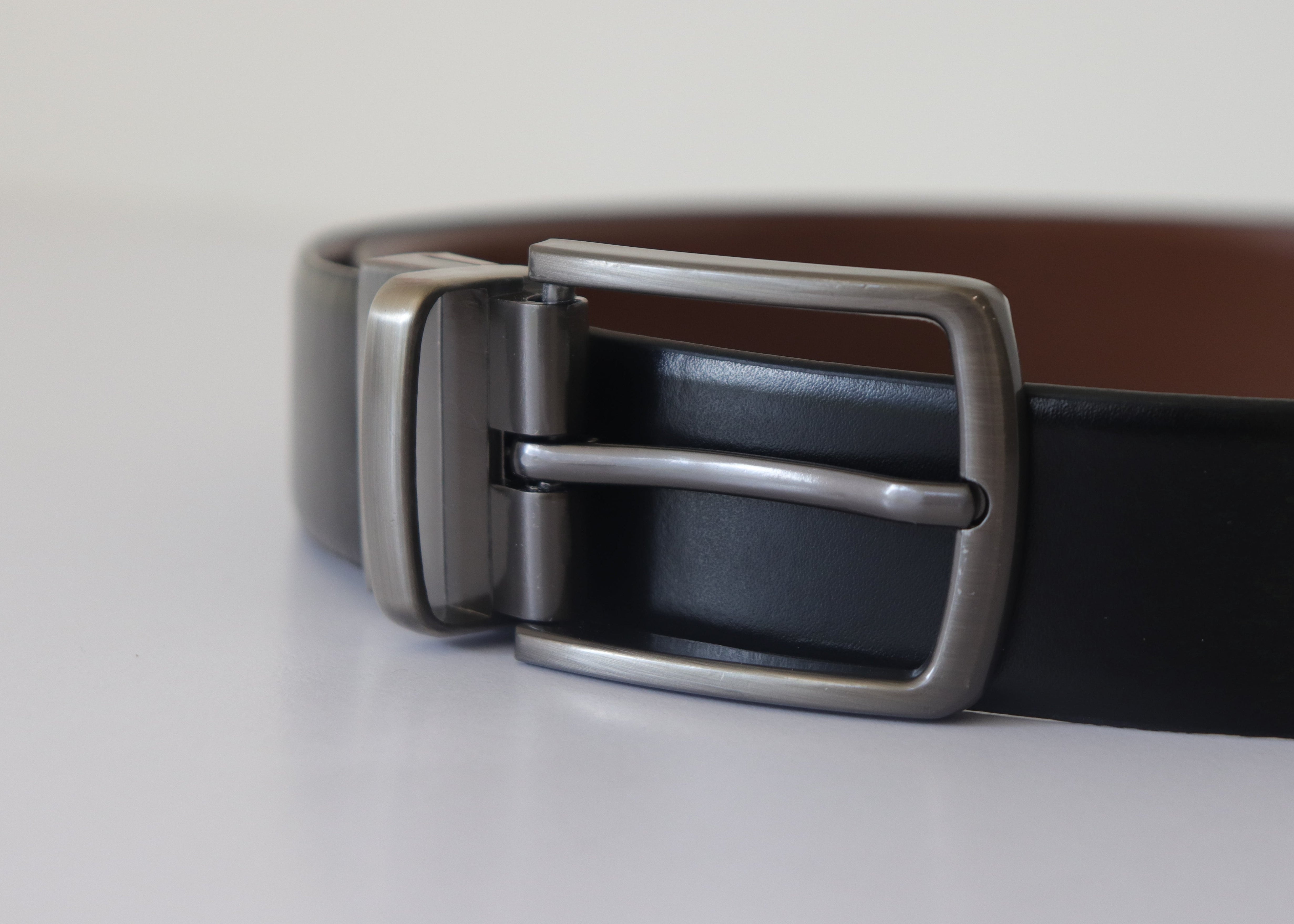 Men's Reversible Solid Genuine Leather Belt - Black & Tan