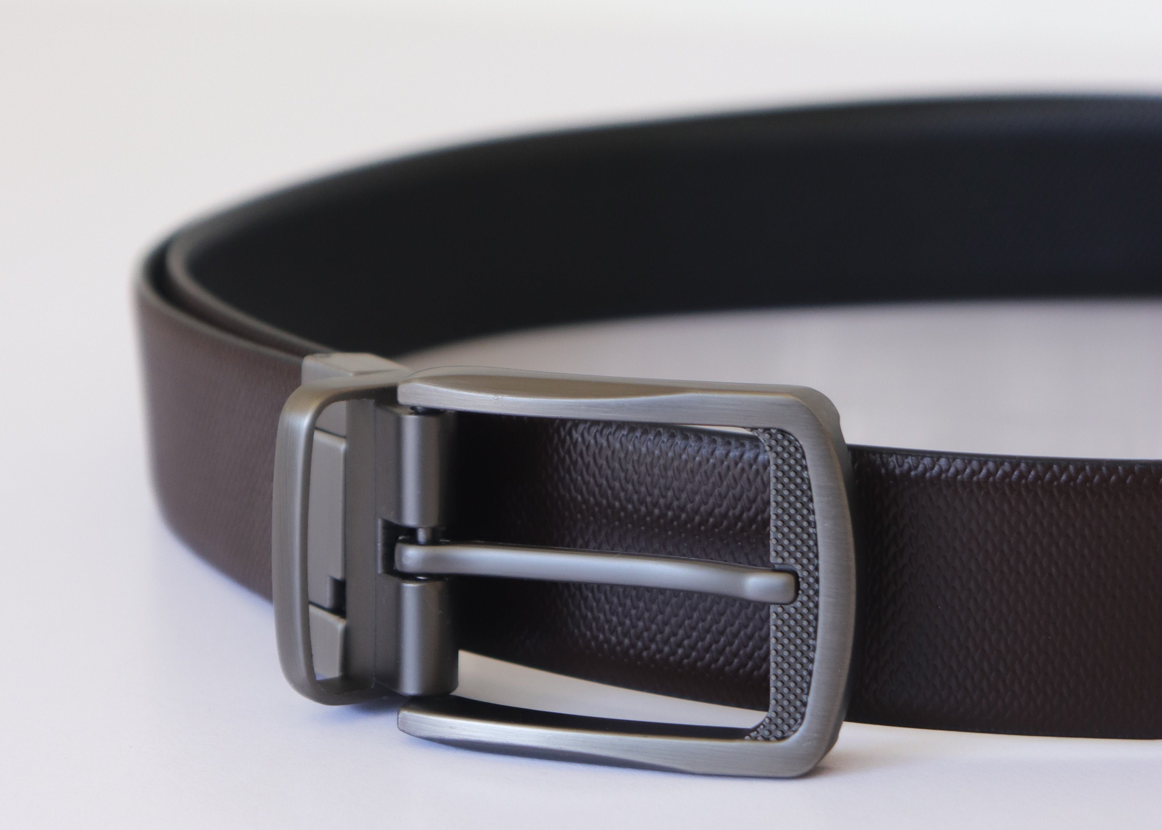 Men's Reversible Genuine Leather Belt - Black & Brown