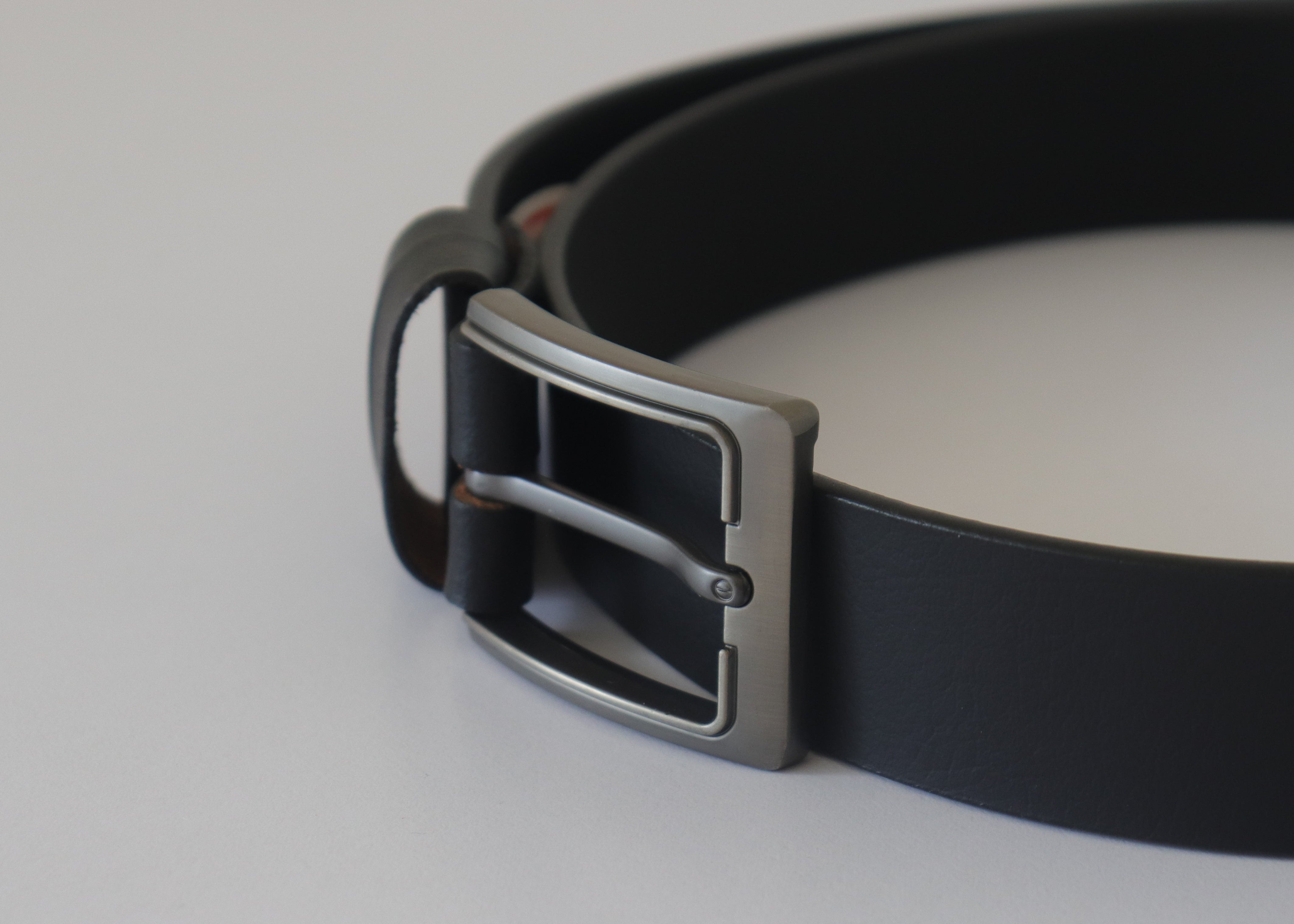 Men's Genuine Leather Belt - Black