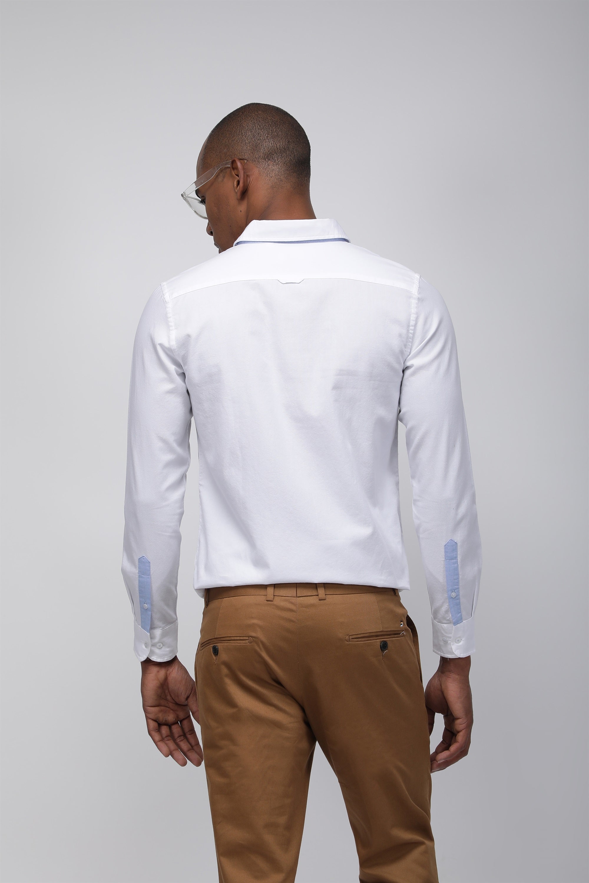 Bare Brown Solid Cotton Oxford Shirt, Slim Fit with Full Sleeves - White