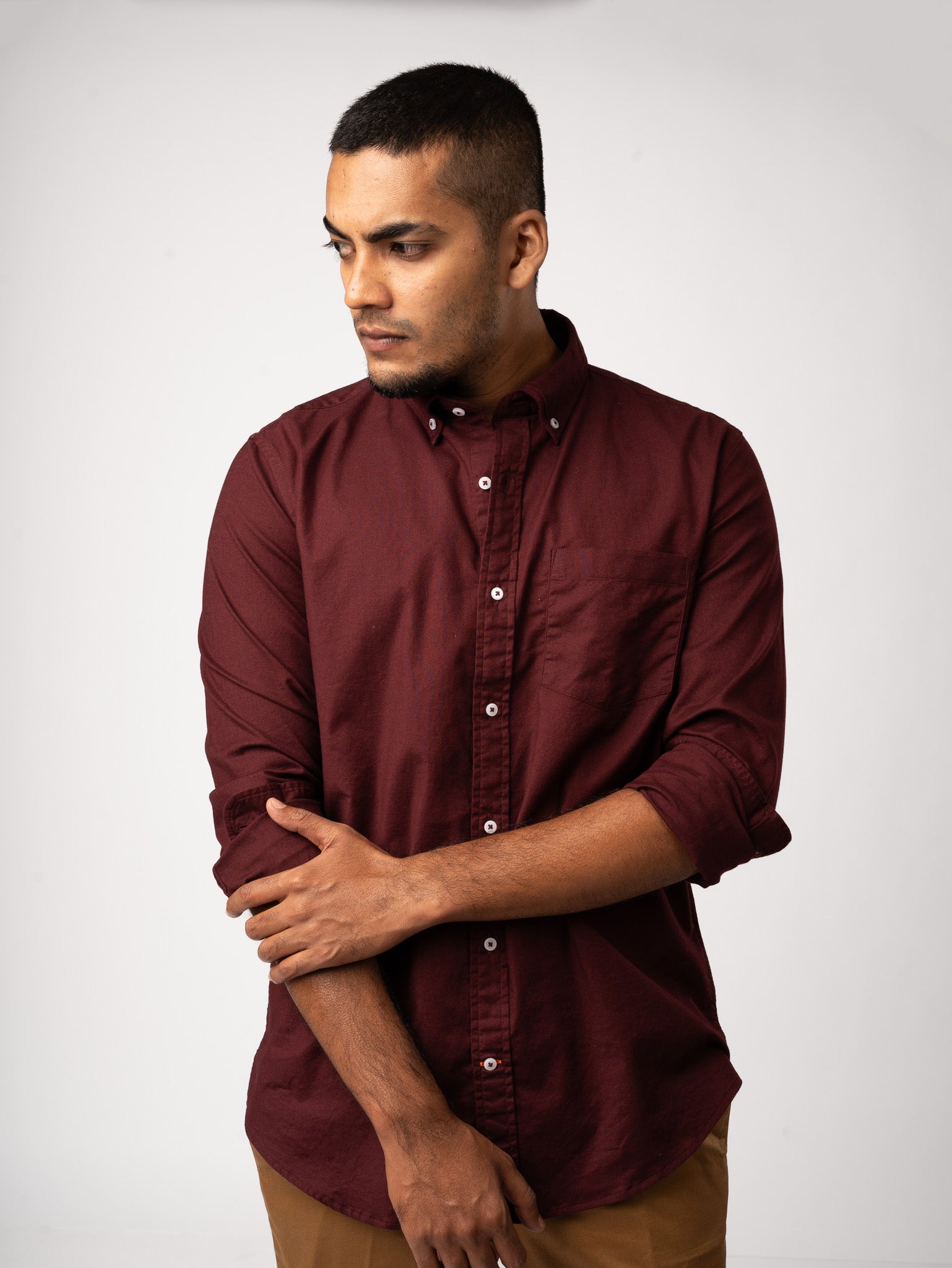 Bare Brown Solid Cotton Oxford Shirt, Slim Fit with Full Sleeves - Maroon