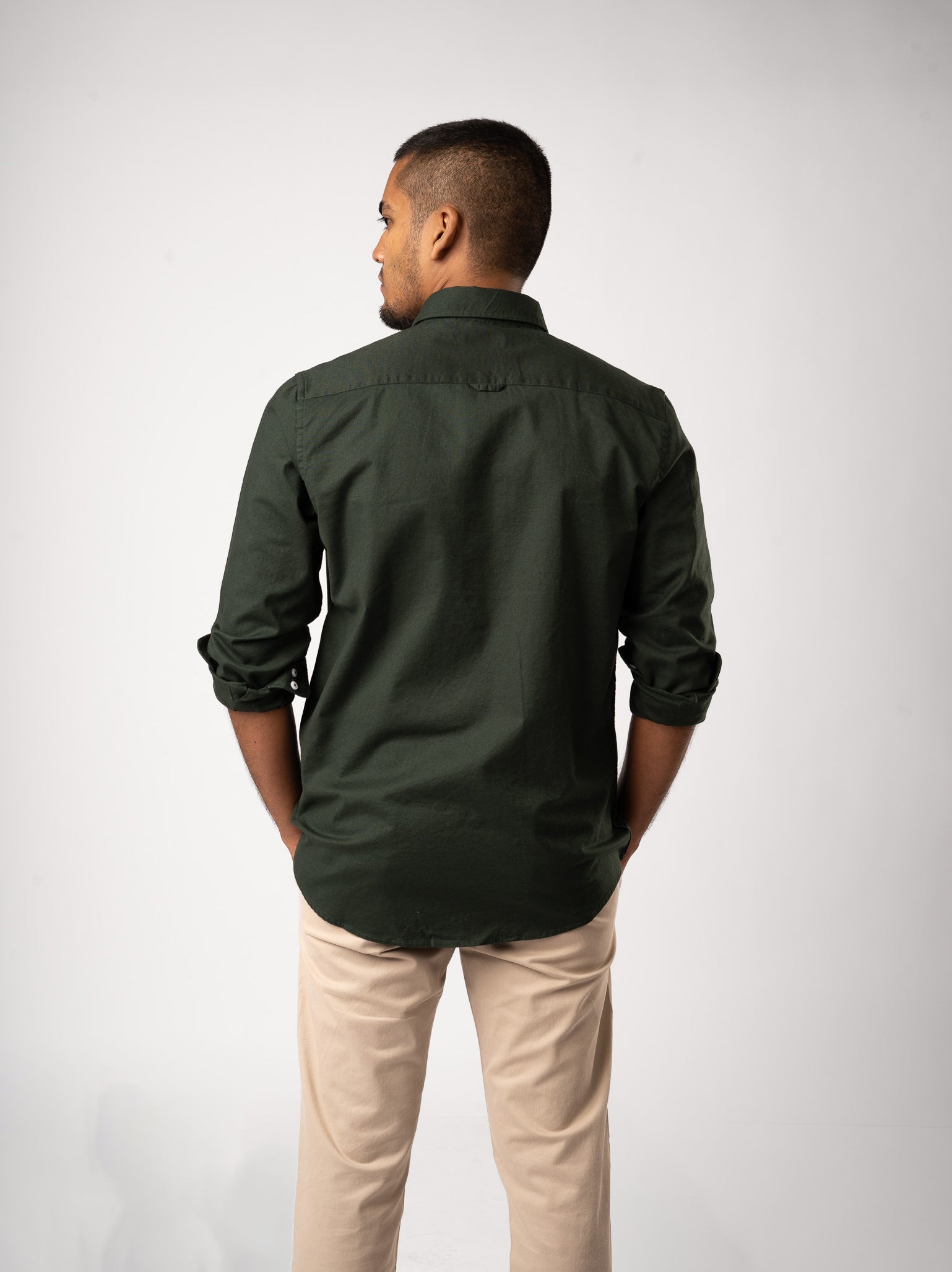 Bare Brown Solid Cotton Oxford Shirt, Slim Fit with Full Sleeves - Green