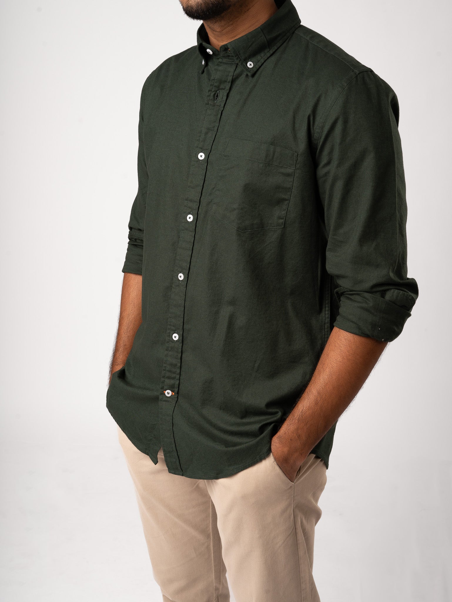 Bare Brown Solid Cotton Oxford Shirt, Slim Fit with Full Sleeves - Green